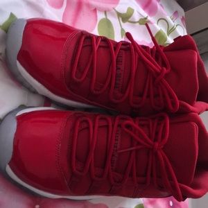 Win like 96 red Jordan's (worn twice)